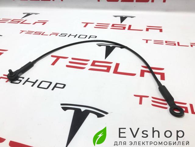 трос открывания багажника Rivian R1T 1 поколение 2022, PT00002963, PT00002966, PT00002967 - фото №1