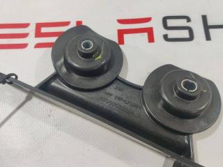 пластик Rivian R1T 1 поколение 2022, PT00055529