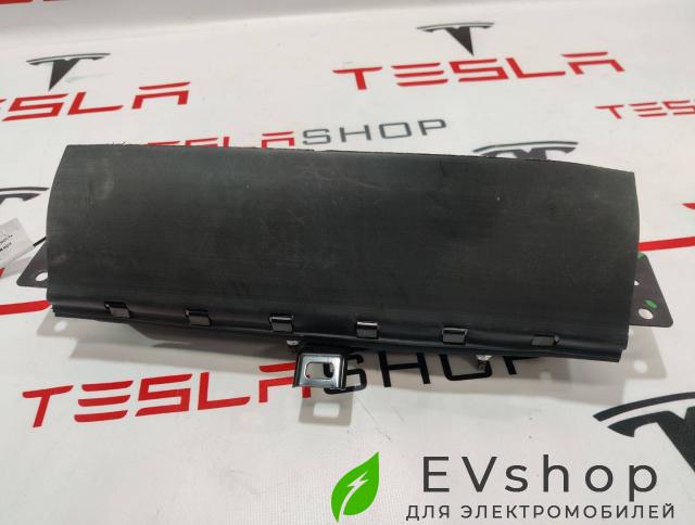 подушка безопасности коленная Rivian R1T 1 поколение 2022, PT00000829-H - фото №1