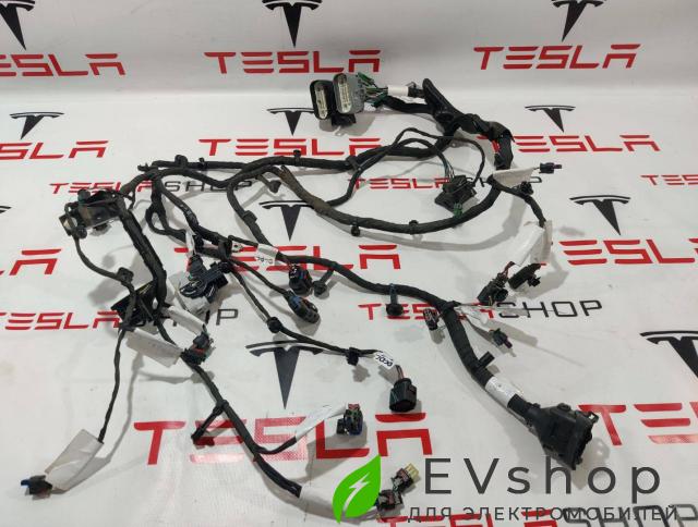 проводка Rivian R1T 1 поколение 2022, PT00012686-H - фото №1