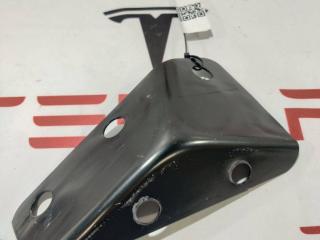 кронштейн (крепление) Rivian R1T 1 поколение 2022, PT00038362-D