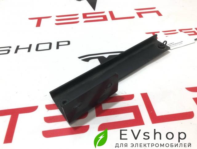 Защита высоковольтной батареи Rivian R1T 1 поколение 2022, PT00057222-H, PT00050298-N - фото №1