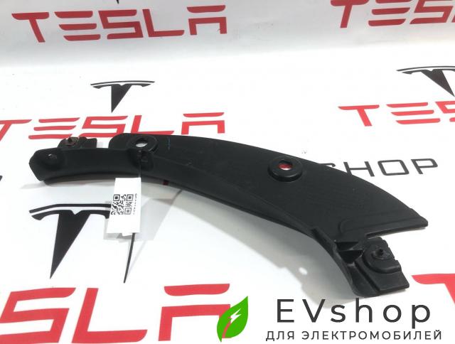 брызговик Rivian R1T 1 поколение 2022, PT00200921-C, PT00200923-C - фото №1