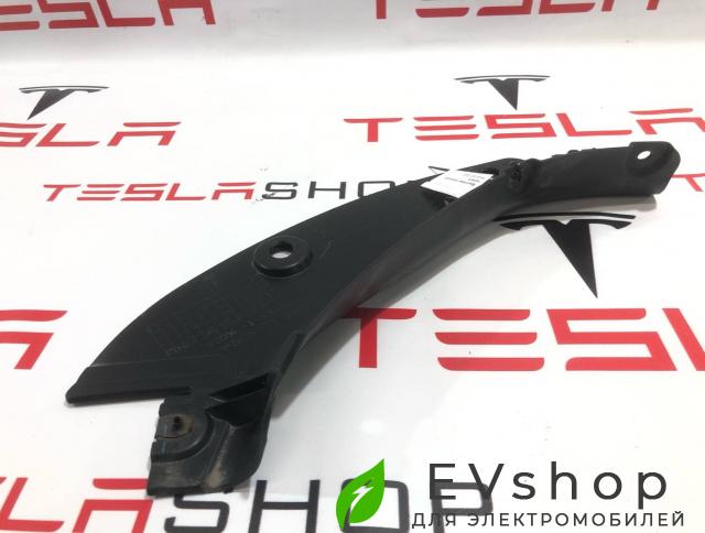 брызговик Rivian R1T 1 поколение 2022, PT00200920-C, PT00200922-C - фото №1