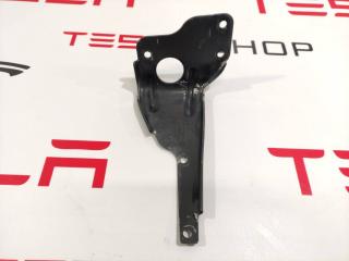 кронштейн (крепление) Audi e-tron 1 поколение 2019, электро, 4KE820195