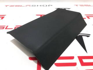 Накладка багажного проема внутренняя Rivian R1T 1 поколение 2022, PT00012128-F, PT00012126-D