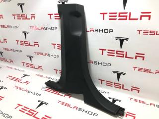 Накладка стойки B, внутренняя Rivian R1T 1 поколение 2022, PT00001363