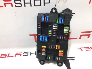 блок предохранителей Rivian R1T 1 поколение 2022, PT00031575