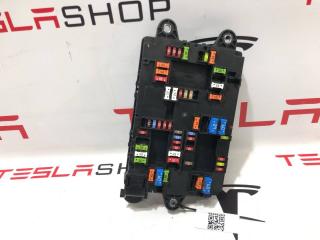 блок предохранителей Rivian R1T 1 поколение 2022, PT00031575, C100031577