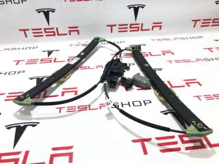 стеклоподъемник передний левый Rivian R1T 1 поколение 2022, PT00009553-H