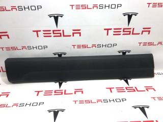 накладка двери (крышки) багажника Rivian R1T 1 поколение 2022, PT00000332-G, PT00002119