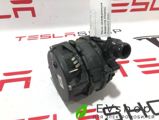 Насос охлаждающей жидкости (Помпа) Rivian R1T 1 поколение 2022, PT00061590D - фото №1