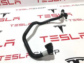 Патрубок системы охлаждения (RIVIAN R1T) Rivian R1T 1 поколение 2022, PT00061706