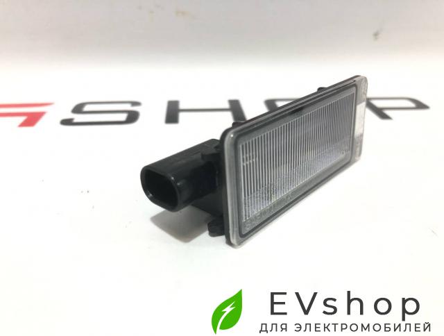 Фонарь подсветки салона Rivian R1T 1 поколение 2022, PT00062910 - фото №1