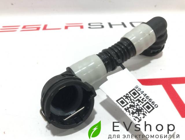 Патрубок системы охлаждения (RIVIAN R1T) Rivian R1T 1 поколение 2022, PT00061706, PT00017706D - фото №1
