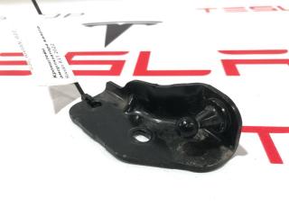 Кронштейн амортизатора капота (шаровый) Rivian R1T 1 поколение 2022, PT00002386-F, 15575D.1