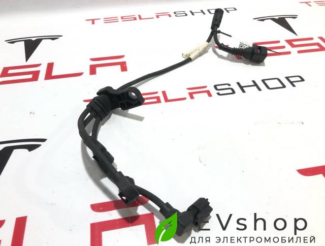 проводка пневмостойки Rivian R1T 1 поколение 2022, PT00030470-E - фото №1