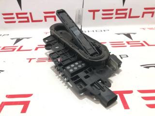 ручка наружная задняя правая Rivian R1T 1 поколение 2022, PT00002455-J-009