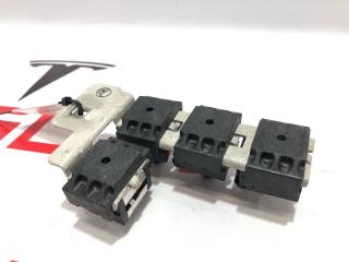 блок предохранителей Rivian R1T 1 поколение 2022, 2192112, 2992111, PT00103014-A