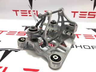 кронштейн компрессора кондиционера Rivian R1T 1 поколение 2022, PT00001677, PT00001678, PT00031139, PT00031140