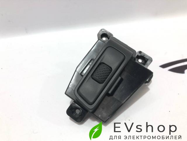 Кнопка управления на руле Rivian R1T 1 поколение 2022, PT00000910-L, PT00000913-G1, PT00000916-F - фото №1