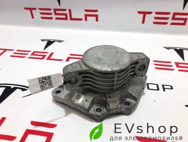 кронштейн двигателя Rivian R1T 1 поколение 2022, PT00155838-D, PT00043514-F, PT00046119-F, PT00043513-F, PT00002844-J - фото №1