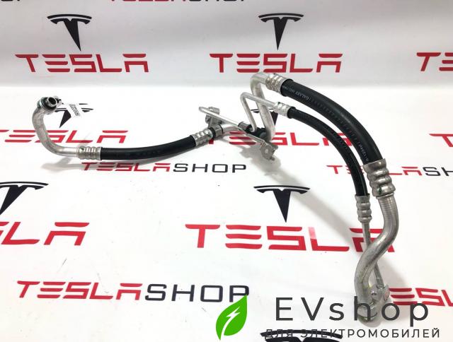 трубка кондиционера Rivian R1T 1 поколение 2022, PT00001689-F, PT00013914-E - фото №1