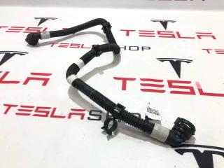 Патрубок системы охлаждения (RIVIAN R1T) Rivian R1T 1 поколение 2022, PT00061742