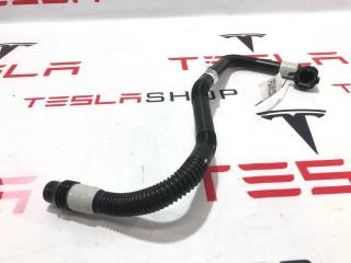 Патрубок системы охлаждения (RIVIAN R1T) Rivian R1T 1 поколение 2022, PT00061742-B, C100061742-B