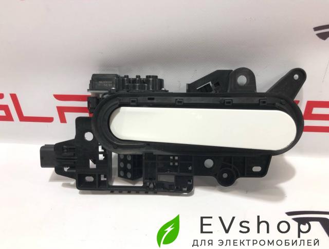 ручка наружная задняя левая Rivian R1T 1 поколение 2022, PT00003273-J-011, 00061B27, C100003273-H-003 - фото №1