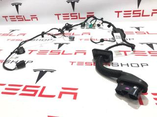 Электропроводка двери Rivian R1T 1 поколение 2022, 35591302, C600000560-J, C400000560-J