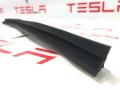 Уплотнитель стекла внутренний двери Rivian R1T 1 поколение 2022, PT00002202, PT00002204 - фото №4