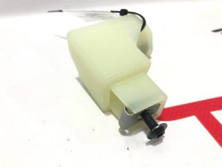 Кронштейн крепления обшивки двери Rivian R1T 1 поколение 2022, PT00240385