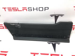 накладка двери внутренняя задняя левая Rivian R1T 1 поколение 2022, PT00016005-F, PT00015995F