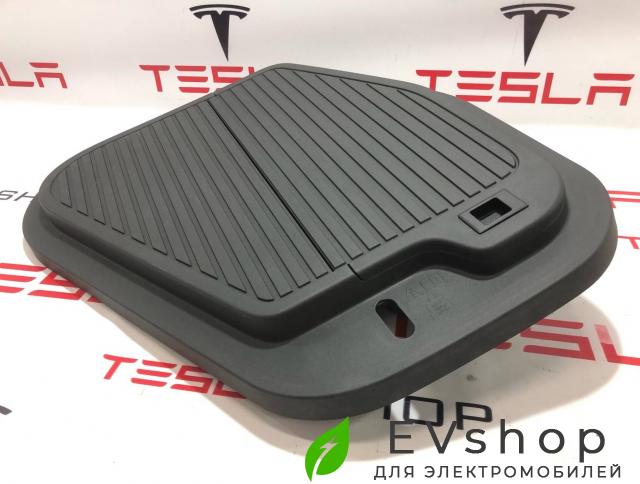 обшивка крышки багажника Rivian R1T 1 поколение 2022, PT0052953, PT0052958, C400052953-E - фото №1