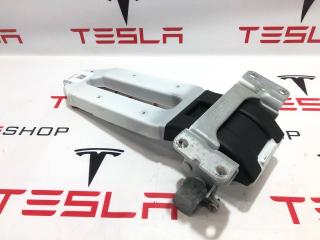 петля крышки багажника Rivian R1T 1 поколение 2022, PT00013958, PT00016178