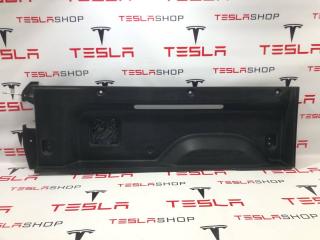 Накладка багажника внутренняя (пластик) Rivian R1T 1 поколение 2022, PT00000468, PT00000351-H, PT00016620