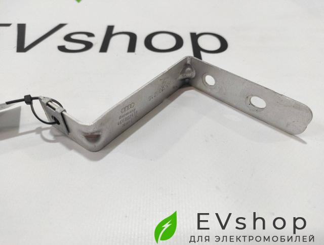кронштейн (крепление) Audi e-tron 1 поколение 2019, электро, 4KE802419 - фото №1