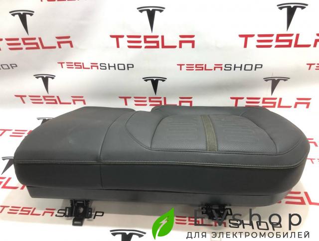 салон (комплект сидений) Rivian R1T 1 поколение 2022, C100085443-B-001, 89100SRT100BM, 2B20011T0 - фото №1