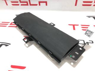 подушка безопасности коленная Rivian R1T 1 поколение 2022, PT00000829-H