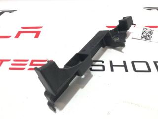 пластик Rivian R1T 1 поколение 2022, PT00089782-A.2