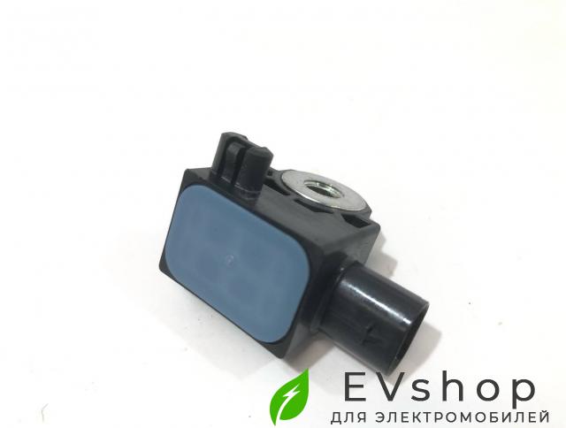 датчик удара Rivian R1T 1 поколение 2022, PT00001456 - фото №1