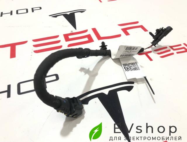 проводка Rivian R1T 1 поколение 2022, PT00058866, PT00039589, PT00051976-C - фото №1