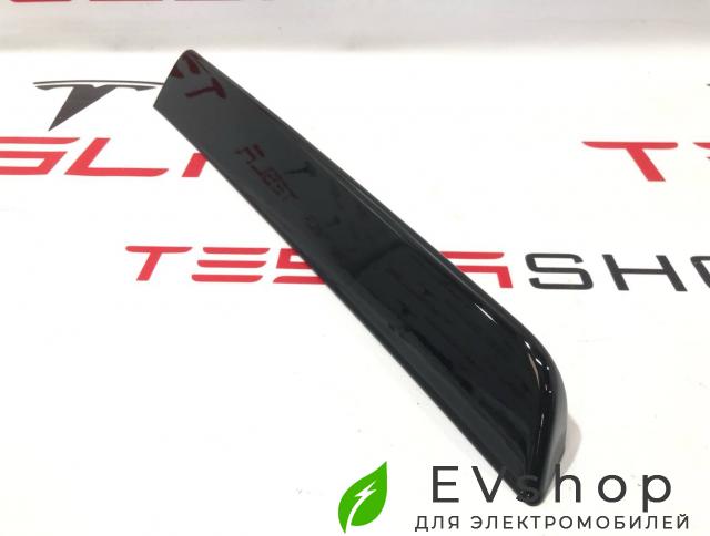 Накладка стойки С Rivian R1T 1 поколение 2022, PT5090617, PT00012533-E - фото №1