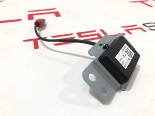 антенна Rivian R1T 1 поколение 2022, PT00014353