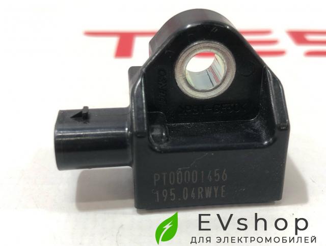 датчик удара Rivian R1T 1 поколение 2022, PT00001456 - фото №1