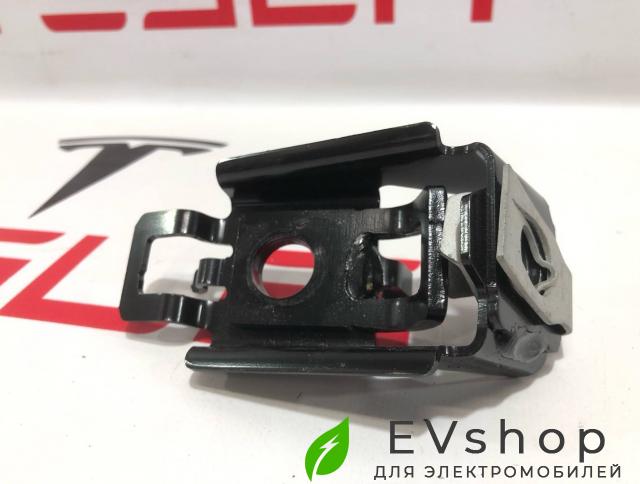 Кронштейн крепления сиденья Rivian R1T 1 поколение 2022, PT00039433 - фото №1