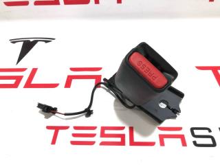 замок ремня безопасности Rivian R1T 1 поколение 2022, C100001061