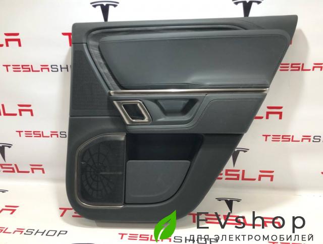 обшивка двери задняя правая Rivian R1T 1 поколение 2022, PT00001245, PT00031872, PT00001486-J - фото №1