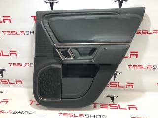 обшивка двери задняя правая Rivian R1T 1 поколение 2022, PT00001245, PT00031872, PT00001486-J